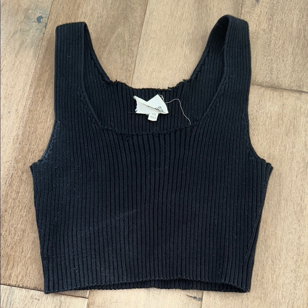Aritzia black Ribbed crop Top Xs